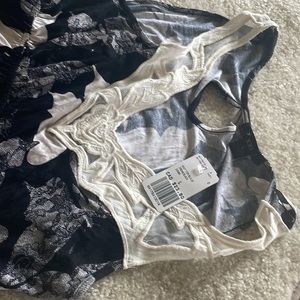 Brand, new, black and white top from forever 21
